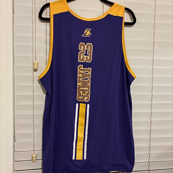 Ultra Game NBA Los Angeles Lakers Men’s Jersey Tank Top **Lebron James** - Picture 2 of 3